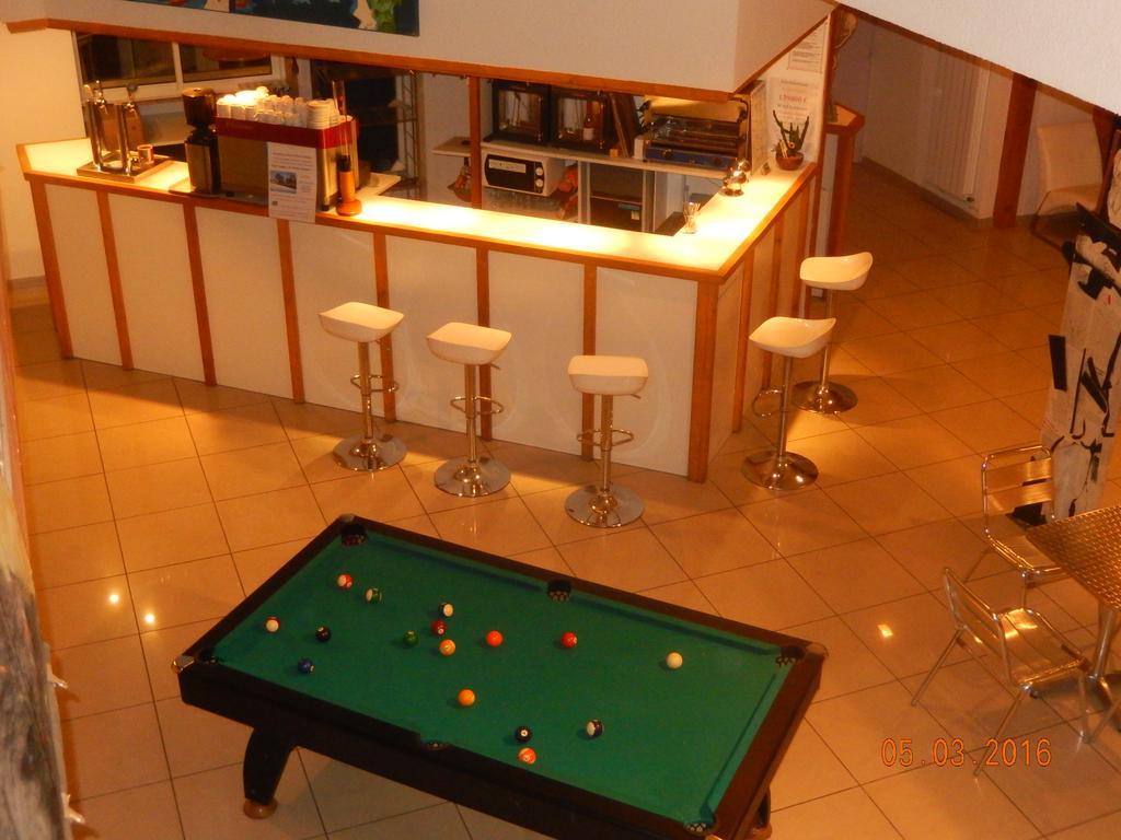 Hotel Eco Logis Espace Bellevue Semeac Ngoại thất bức ảnh